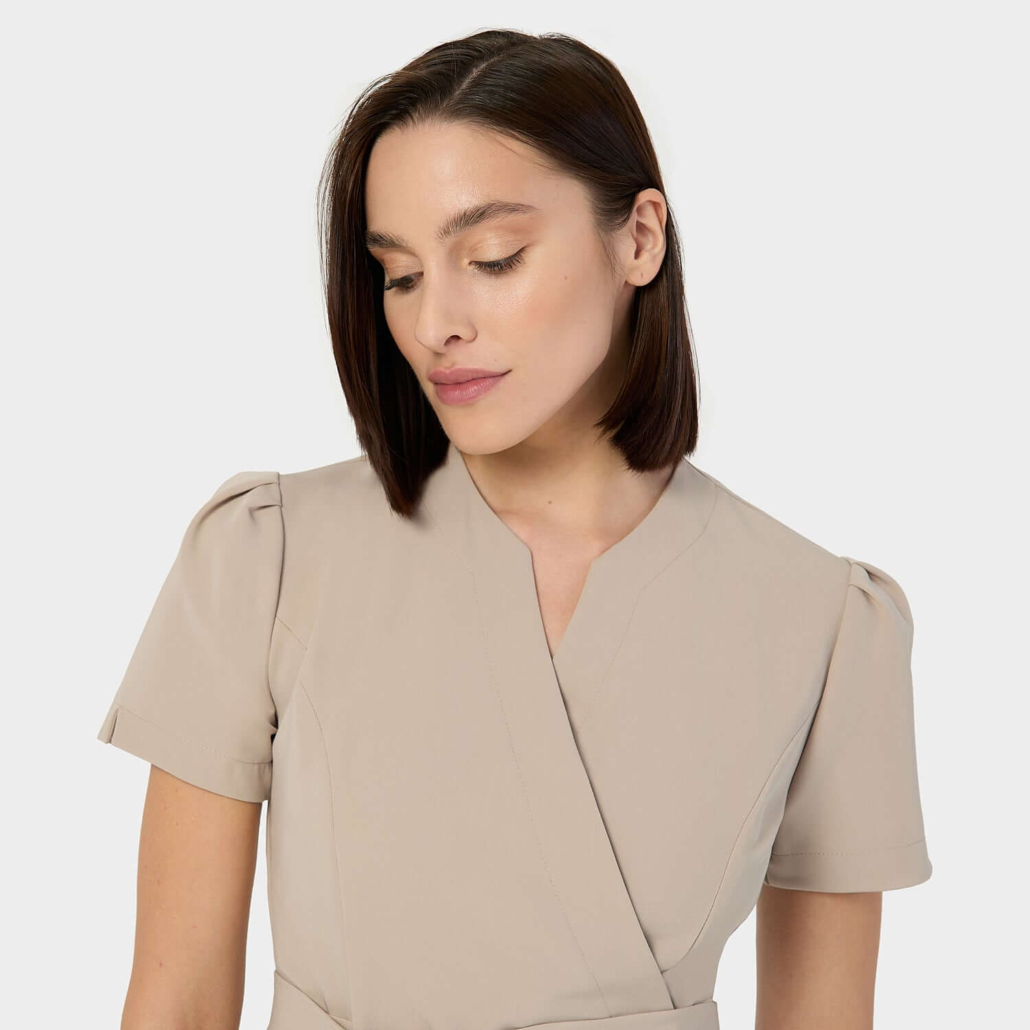 AMELIA - LATTE tied medical apron 