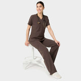 Bluza medyczna EMILY scrubs - MILK CHOCOLATE