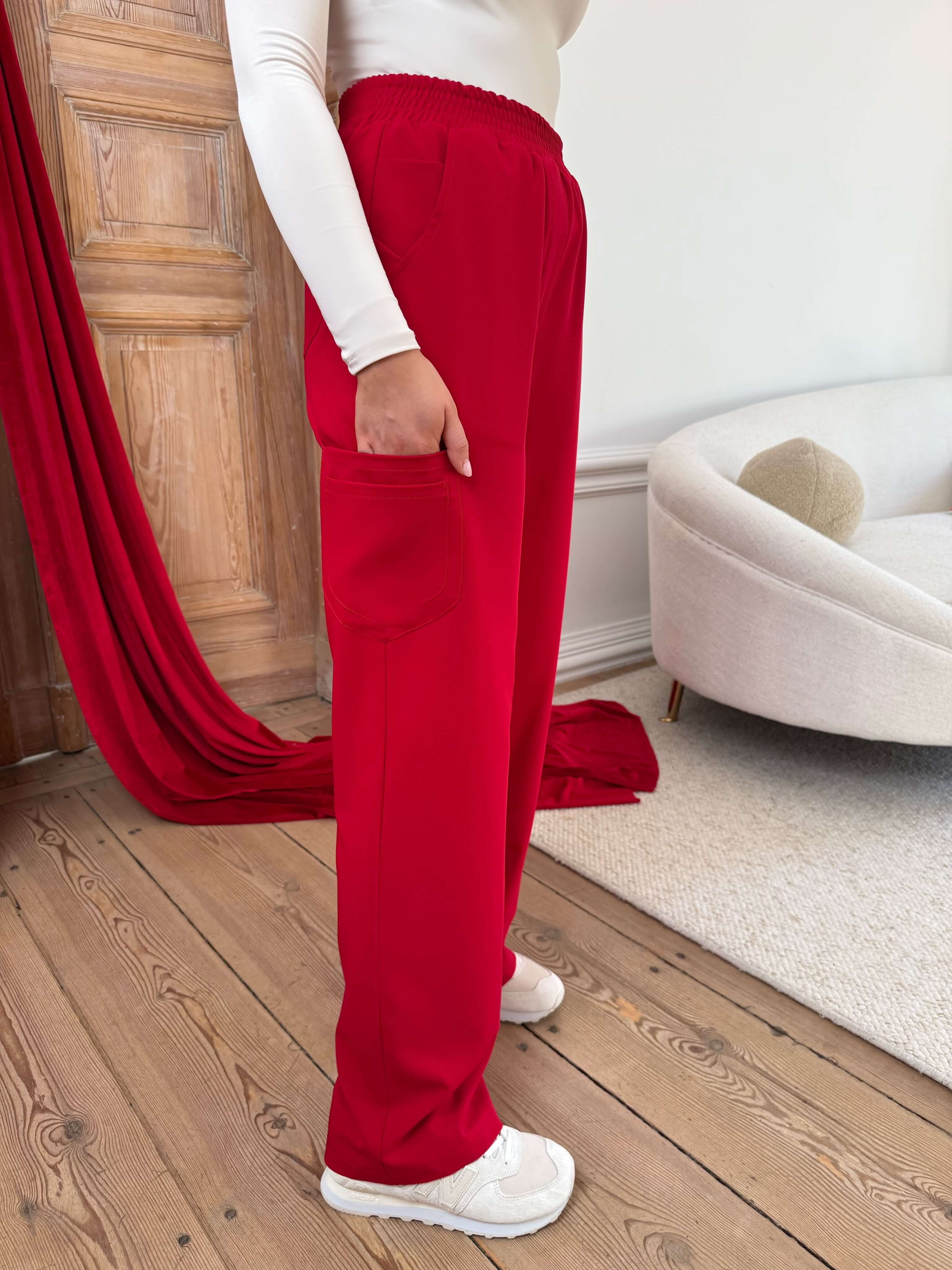 Dámské široké zdravotní kalhoty - RED CHERRY