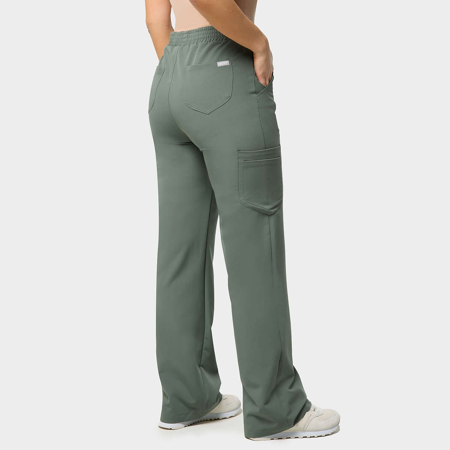 Spodnie medyczne damskie szerokie - EUCALYPTUS GREEN